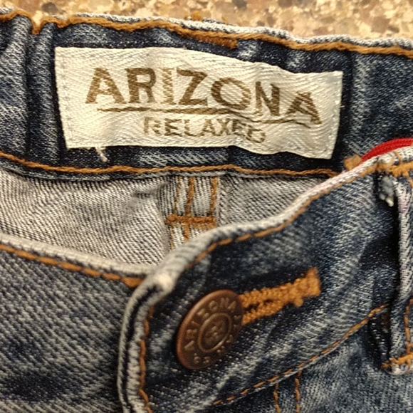 5/$25 Jeans and long sleeve t-shirt combo, size 7X slim - Picture 6 of 7